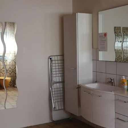 Holiday home Villa-fuldablick Morschen