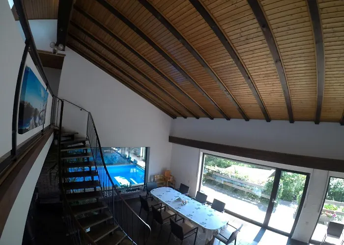 Villa-fuldablick Holiday home Morschen